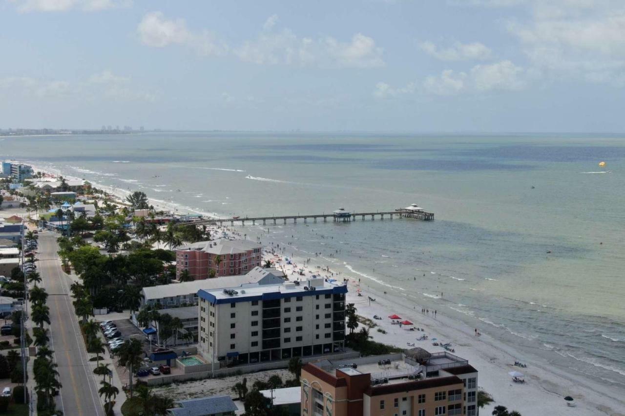 Estero Island Apartment With Boat Dock Fort Myers Beach Εξωτερικό φωτογραφία