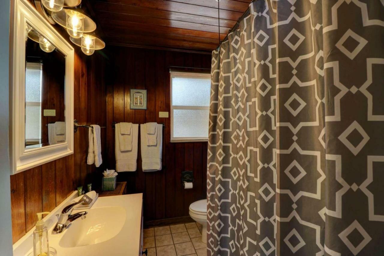 Estero Island Apartment With Boat Dock Fort Myers Beach Εξωτερικό φωτογραφία
